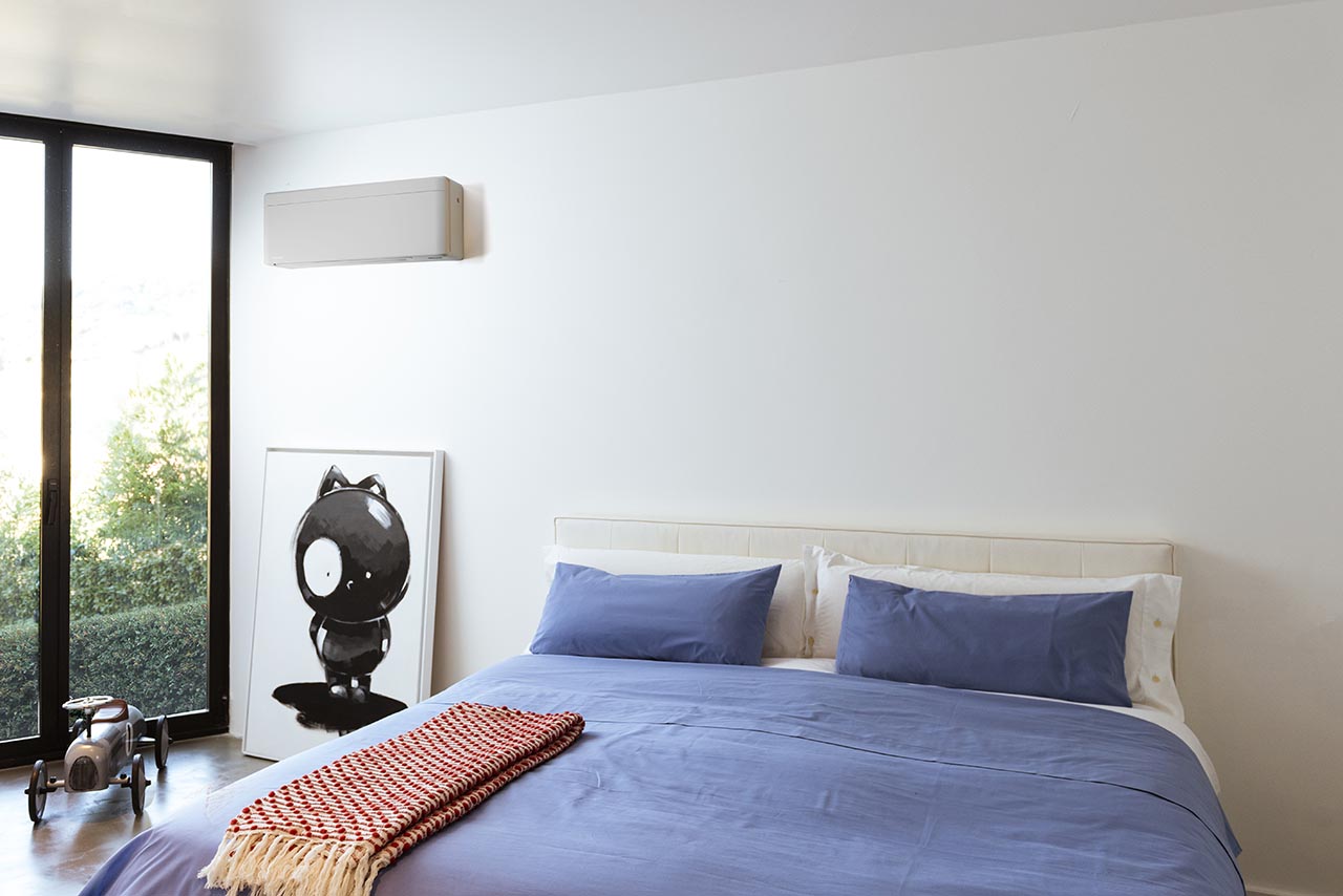 Aparat de aer conditionat Daikin Stylish Bluevolution White FTXA35CW-RXA35A8 12000 BTU/h